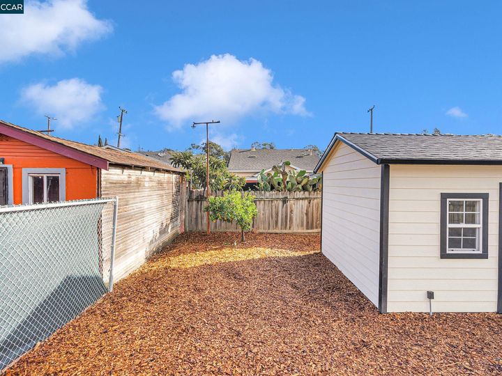 2526 82nd Ave, Oakland, CA | Eastmont Area. Photo 34 of 41