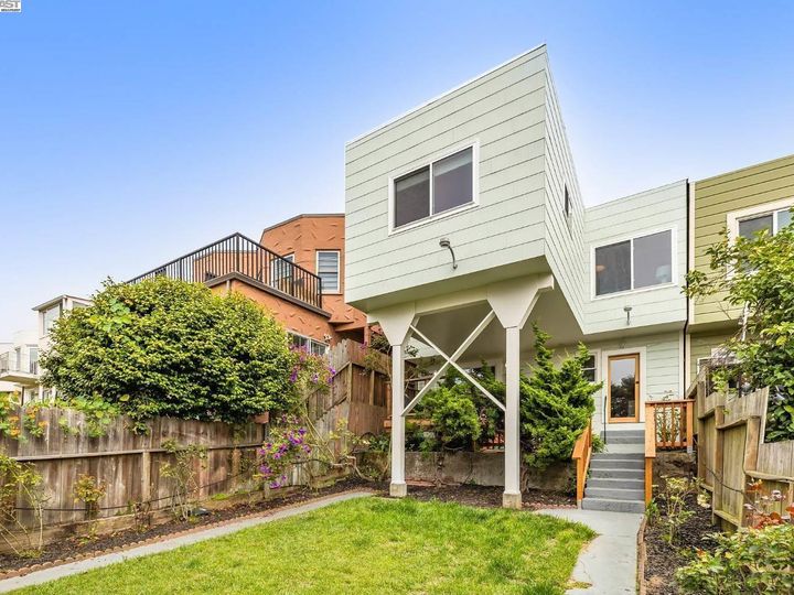 2539 18th Ave, San Francisco, CA | Inner Parkside. Photo 21 of 29