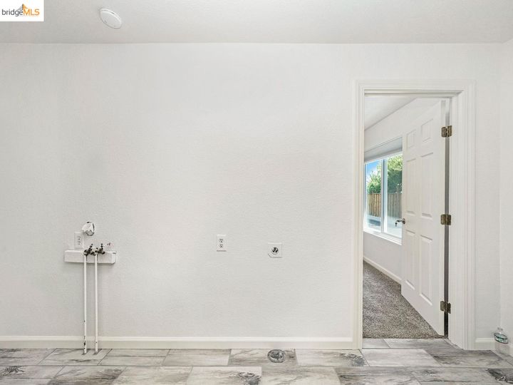 27 Spruce, Brentwood, CA | Brentwood. Photo 22 of 50