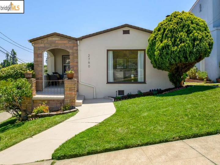 2760 Best Ave, Oakland, CA | Maxwell  Park. Photo 1 of 26