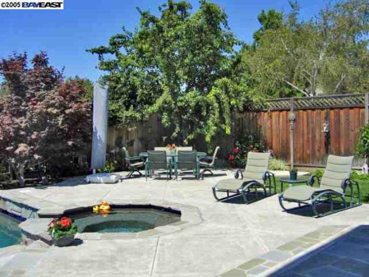 290 Quinault Way Fremont CA Home. Photo 8 of 9