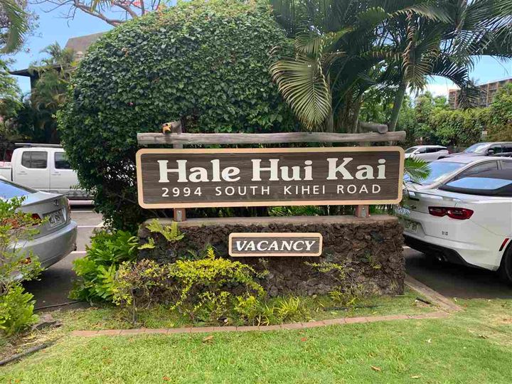 Hale Hui Kai condo #305. Photo 1 of 3