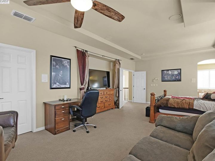 317 Brighton Ct, Discovery Bay, CA | Ravenswood. Photo 18 of 40