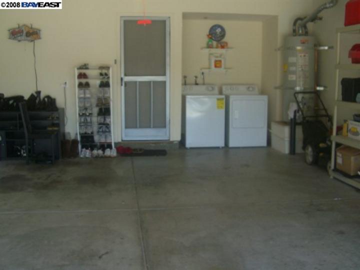 322 Clearpointe Dr, Vallejo, CA, 94591 Townhouse. Photo 9 of 9