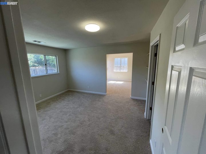 32510 Karen Ct, Union City, CA | Town & Country. Photo 18 of 37