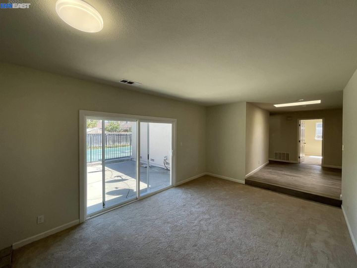 32510 Karen Ct, Union City, CA | Town & Country. Photo 7 of 37