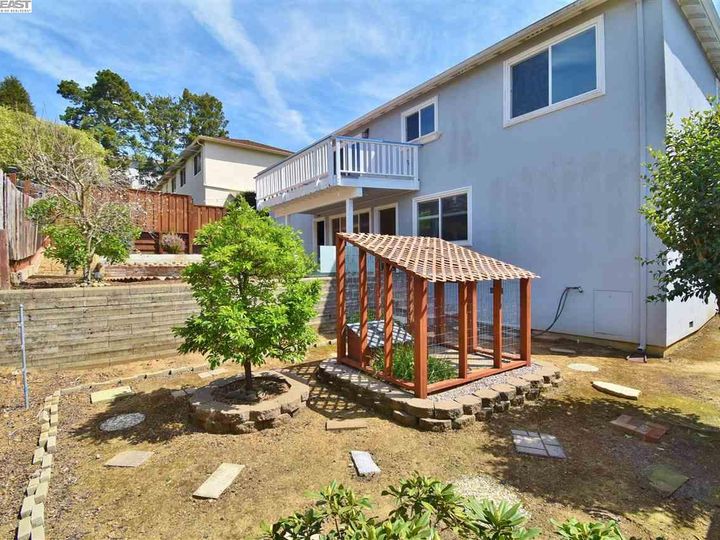 3468 Marques Ct, Castro Valley, CA | Lake Chabot. Photo 31 of 38