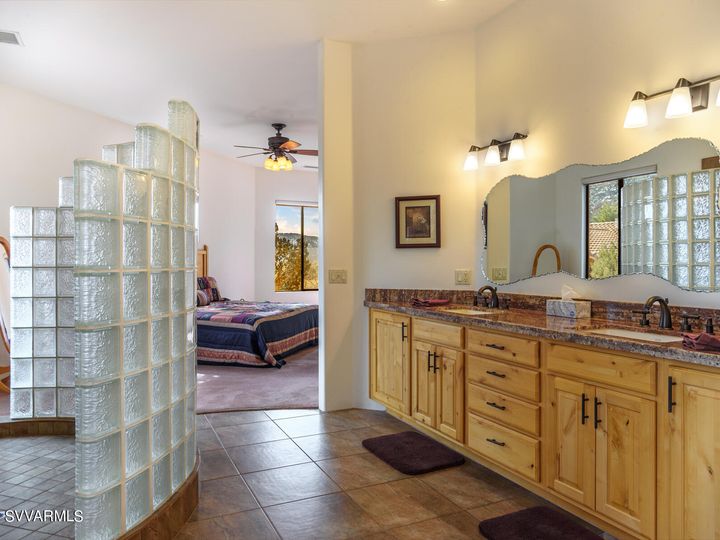 35 Concho Dr, Sedona, AZ | Cathedral View 1. Photo 11 of 31