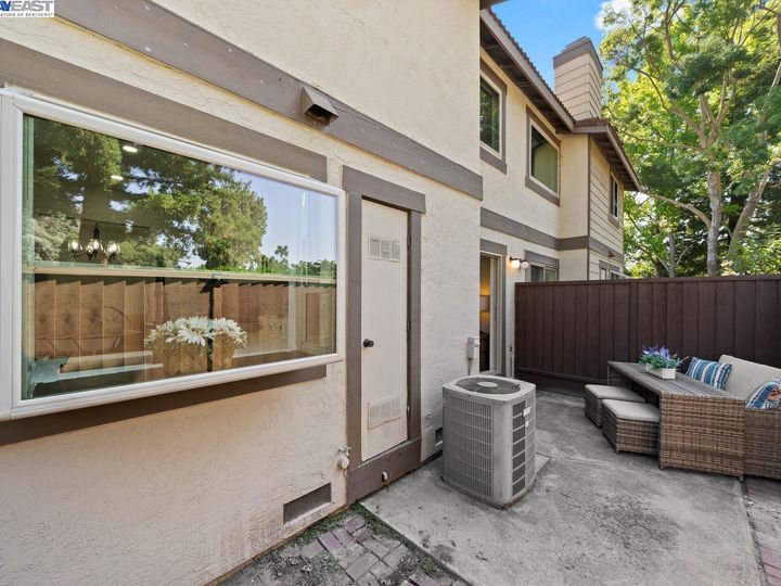 36021 Vallee Ter, Fremont, CA, 94536 Townhouse. Photo 28 of 30