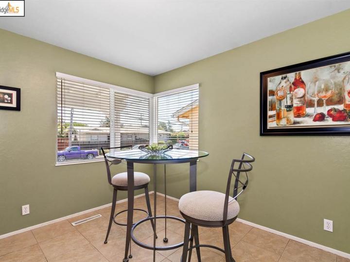 3715 Malcolm Ave, Oakland, CA | Chabot Highlands. Photo 16 of 38