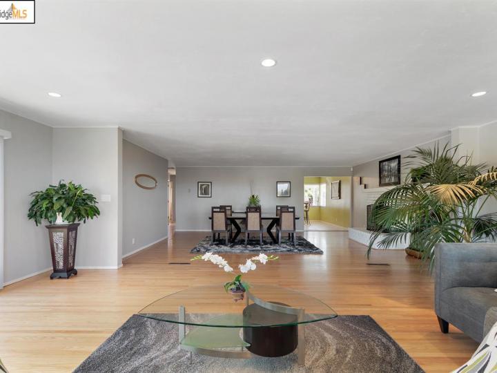 3715 Malcolm Ave, Oakland, CA | Chabot Highlands. Photo 8 of 38