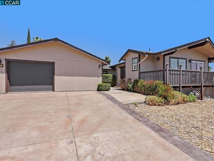 3715 Sunview Way, Concord, CA | East Sun Terrrac. Photo 1 of 27