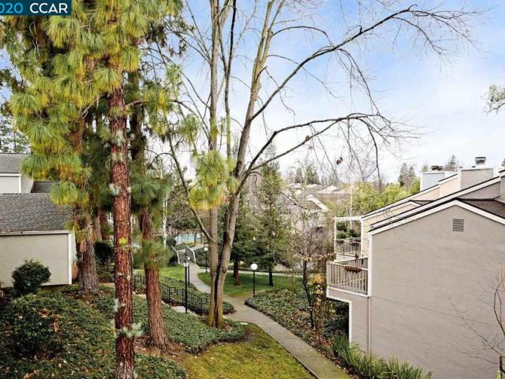 382 Camelback Rd, Pleasant Hill, CA, 94523 Townhouse. Photo 9 of 23