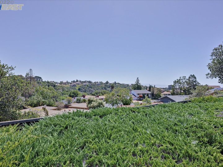 3835 Oakes Dr, Hayward, CA | Woodland Estates. Photo 33 of 33