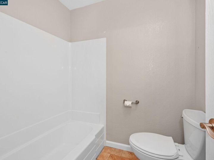 3865 Northwood Dr #E, Concord, CA, 94520 Townhouse. Photo 16 of 30