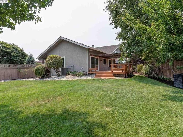 410 Greenbriar Ct, Danville, CA | Crow Canyon Ests. Photo 36 of 39
