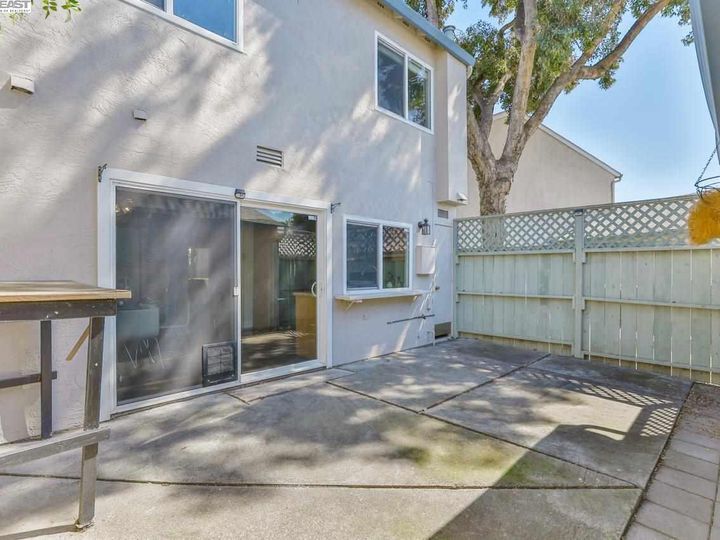 4109 Asimuth Cir, Union City, CA, 94587 Townhouse. Photo 31 of 40