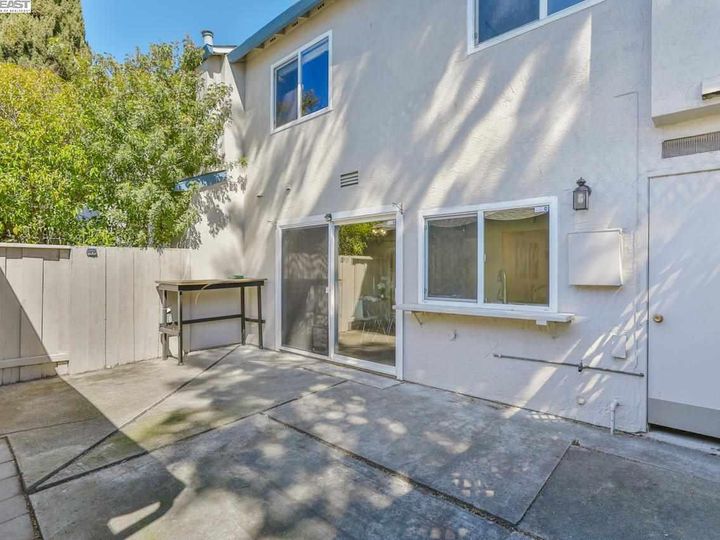 4109 Asimuth Cir, Union City, CA, 94587 Townhouse. Photo 32 of 40