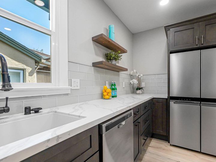 418 Lincoln Ave, Alameda, CA | West End. Photo 17 of 37