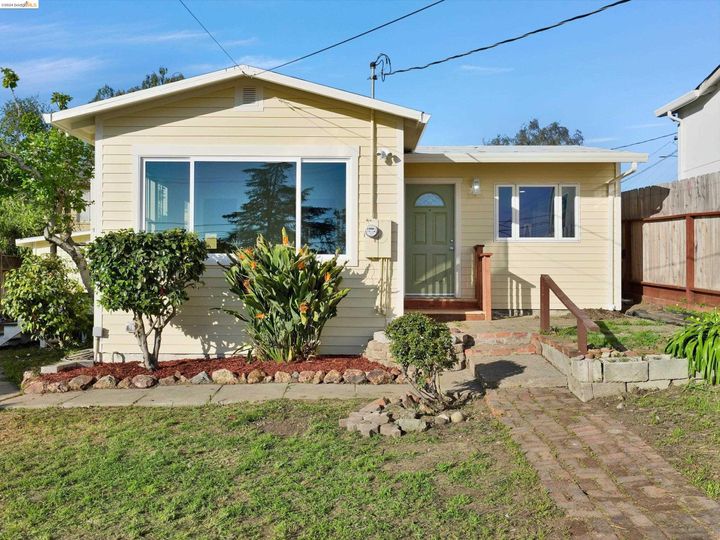 4330 Pampas Ave, Oakland, CA | Redwood Heights. Photo 3 of 42
