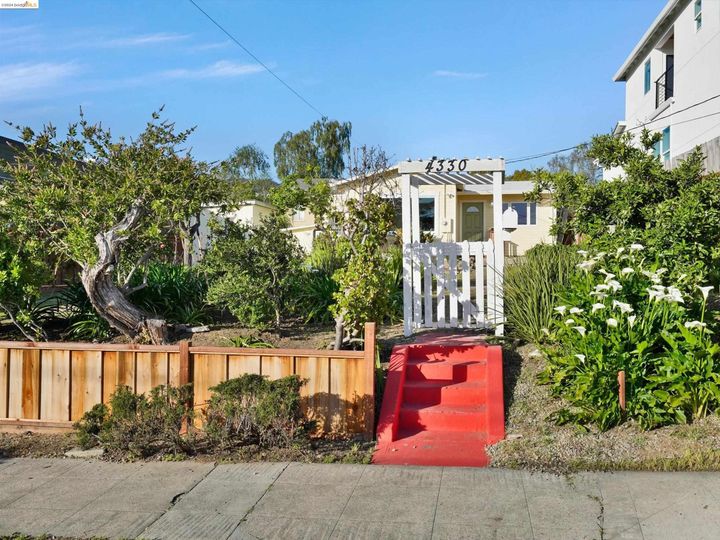 4330 Pampas Ave, Oakland, CA | Redwood Heights. Photo 27 of 42