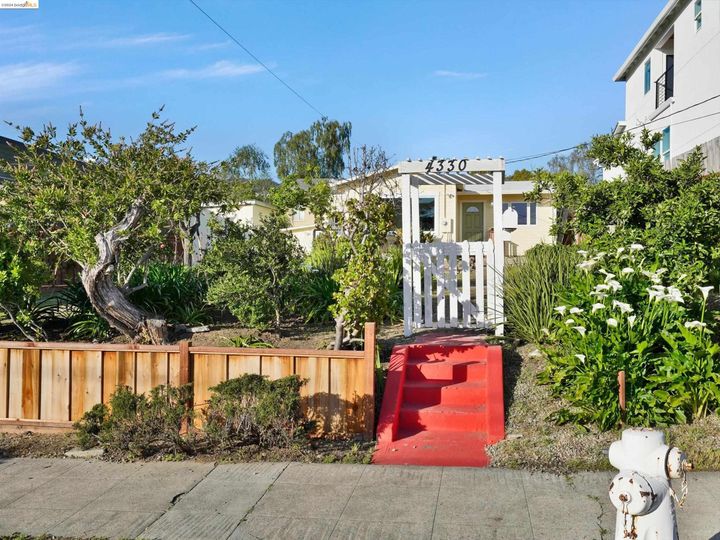 4330 Pampas Ave, Oakland, CA | Redwood Heights. Photo 28 of 42