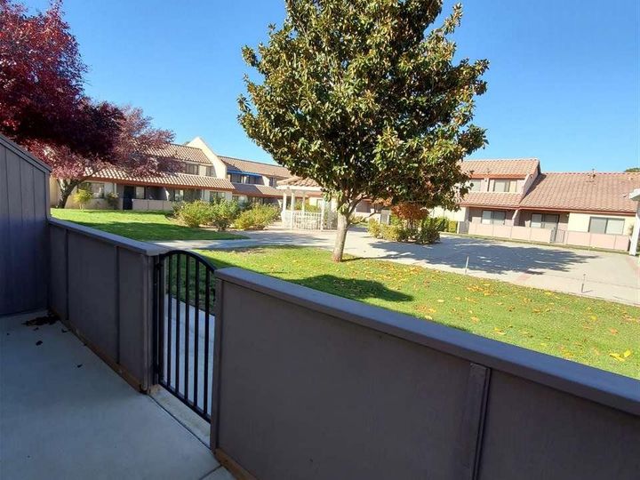 43334 32nd St #45, Lancaster, CA, 93536 Townhouse. Photo 18 of 22