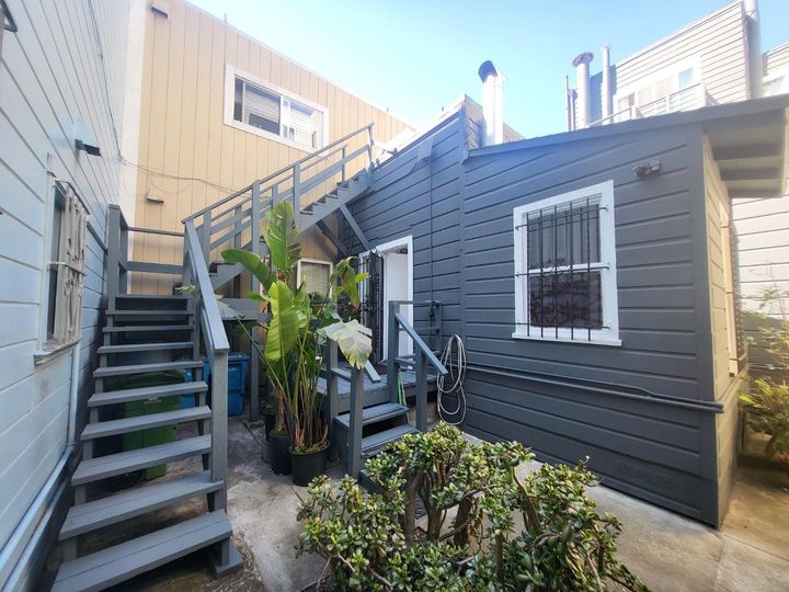 437-441 Duboce Ave, San Francisco, CA | . Photo 19 of 31