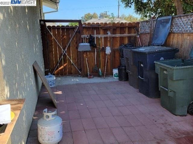 438 W 23rd St, Tracy, CA | Central Tracy. Photo 6 of 17