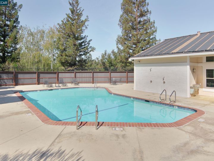455 Camelback Rd, Pleasant Hill, CA, 94523 Townhouse. Photo 14 of 18