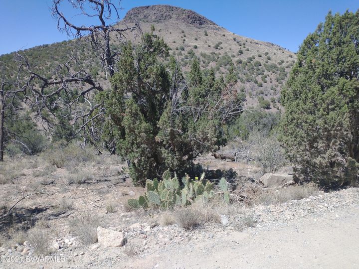 4560 W Hidden Canyon Rd, Chino Valley, AZ | Under 5 Acres. Photo 2 of 8
