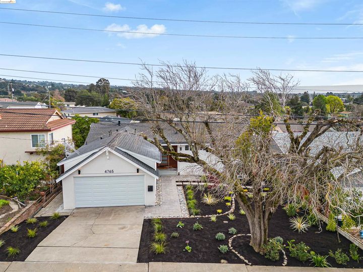 4765 Rollinghills Way, Castro Valley, CA | Marshall. Photo 10 of 60