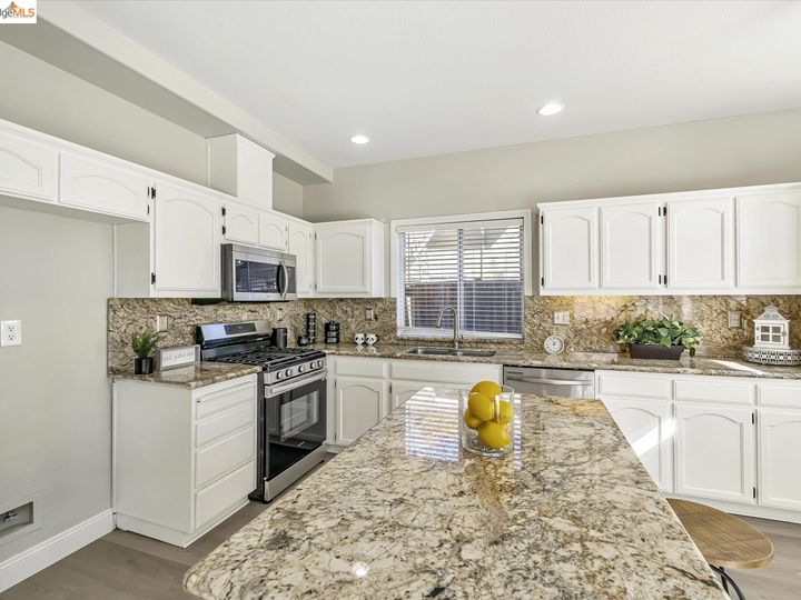 5125 Redtail Ct, Antioch, CA | Williamson Ranch. Photo 14 of 53