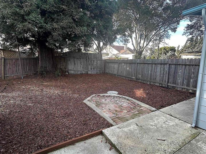 527 44 Th St, Richmond, CA | North And East. Photo 22 of 28