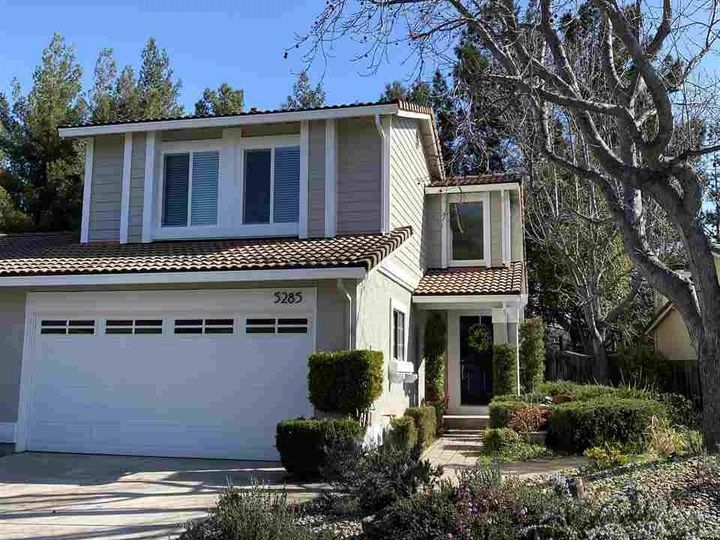 5285 Grasswood Ct Concord CA Multi-family home. Photo 3 of 25
