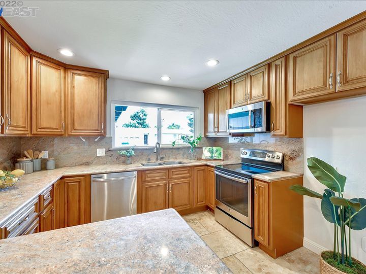 5364 Tanglewood Park Dr, Fremont, CA | Southpark. Photo 20 of 29