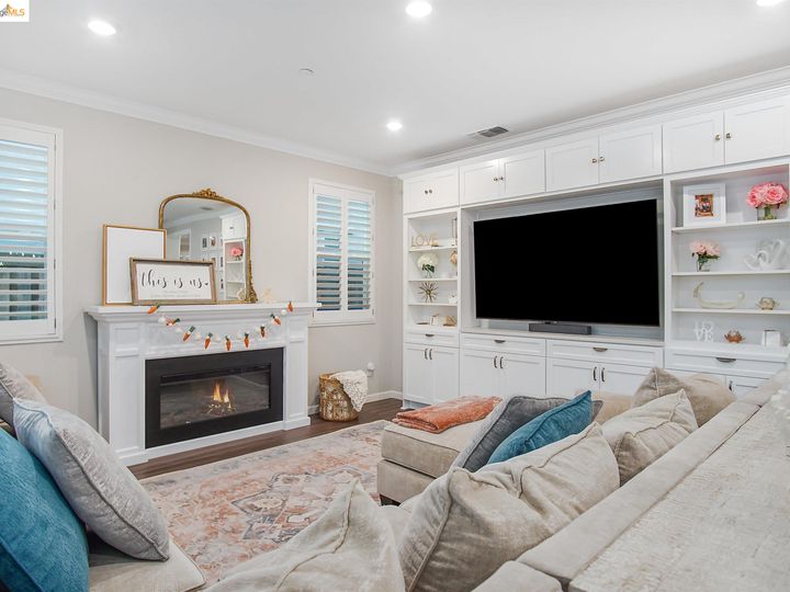 549 Divisi Ct, Brentwood, CA | Brentwood. Photo 17 of 44