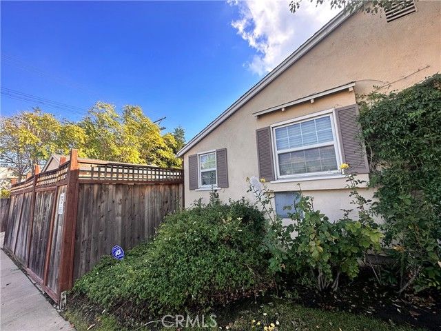 5656 Mammoth Ave, Los Angeles, CA | . Photo 7 of 26
