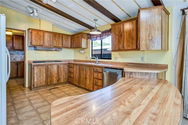 5830 Robin Hill Dr, Lakeport, CA | . Photo 9 of 26