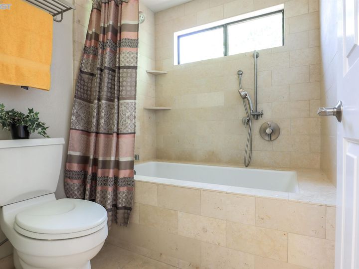 5900 Charter Oaks Dr, Castro Valley, CA | Columbia. Photo 31 of 55