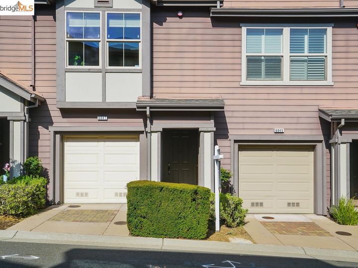 6047 Old Quarry Loop, Oakland, CA, 94605 Townhouse. Photo 44 of 51