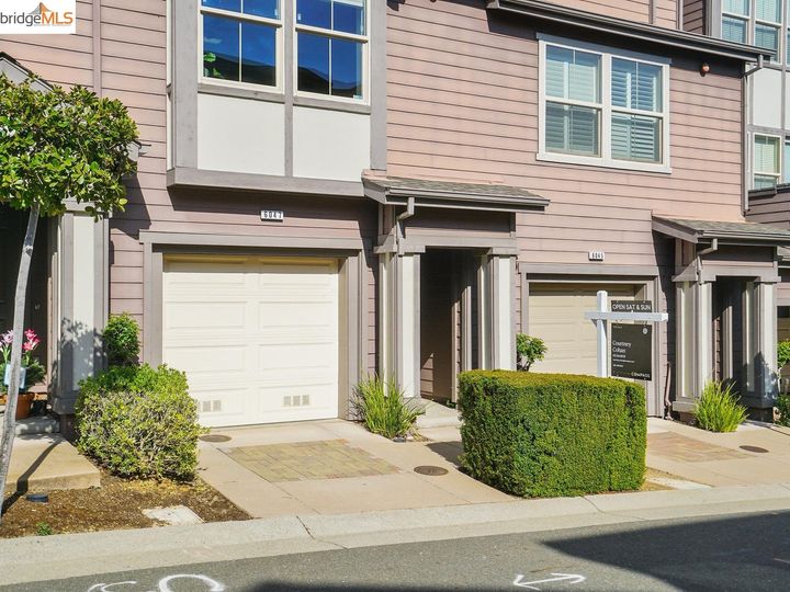 6047 Old Quarry Loop, Oakland, CA, 94605 Townhouse. Photo 49 of 51