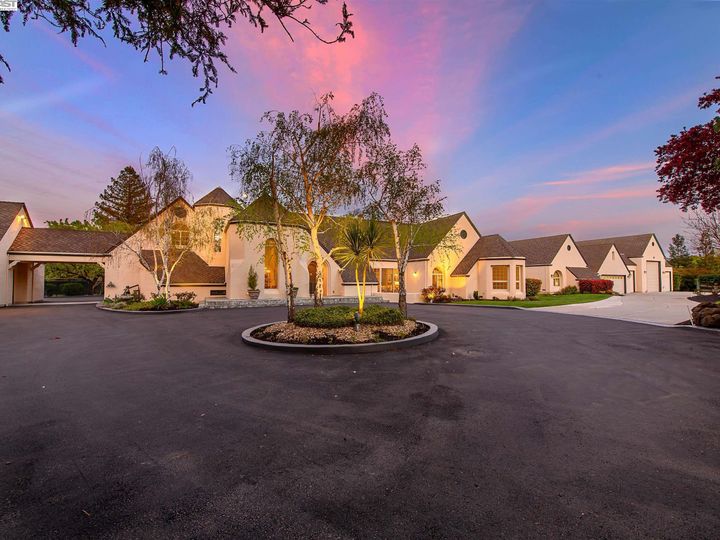 609 Blossom Ct, Pleasanton, CA | Carriage Estates. Photo 1 of 1