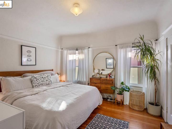 624 Aileen St, Oakland, CA | North Oakland. Photo 9 of 15