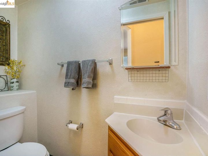 692 Summerwood Dr, Brentwood, CA | Edgewood | No. Photo 29 of 40