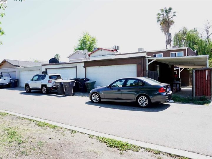 732 Palm Cir, Tracy, CA, 95376 Townhouse. Photo 28 of 28