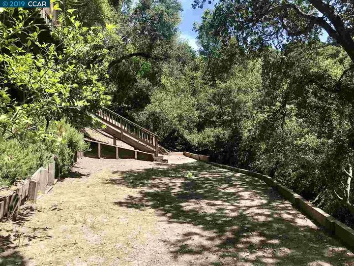 8 S Point Rd, Orinda, CA | Charles Hill. Photo 29 of 31