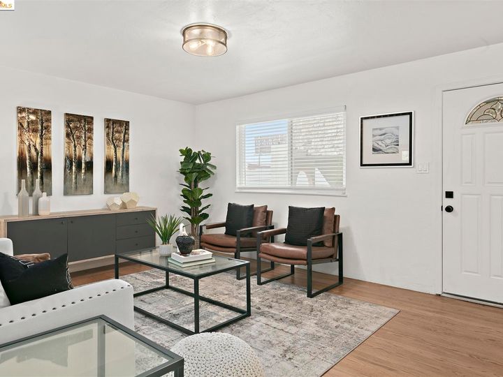 8 Whitmore Pl, Oakland, CA | . Photo 19 of 59