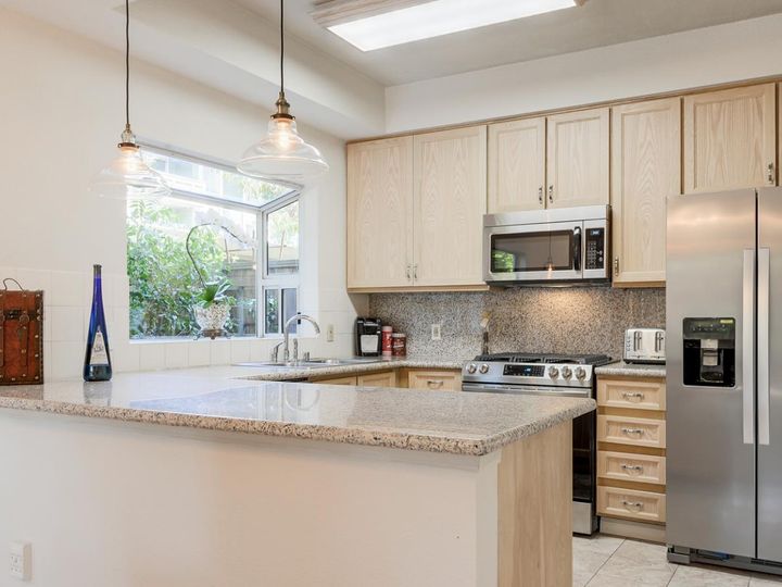 812 Palm Ave, Redwood City, CA | . Photo 11 of 22