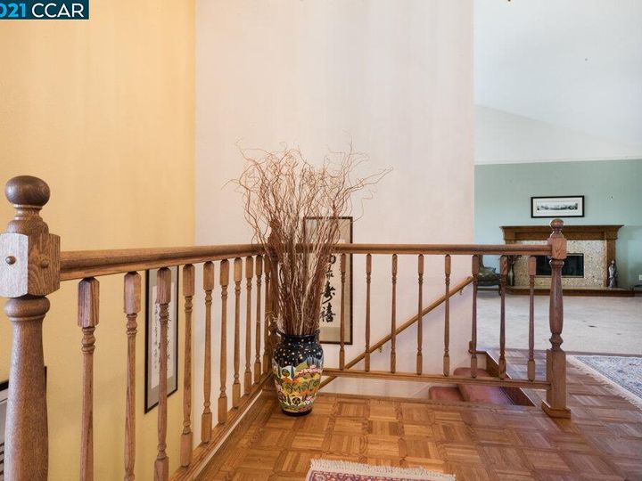 813 Laurel Ct, Rodeo, CA | Rodeo Highlands. Photo 20 of 39